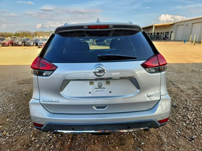 2019 NISSAN ROGUE S  
