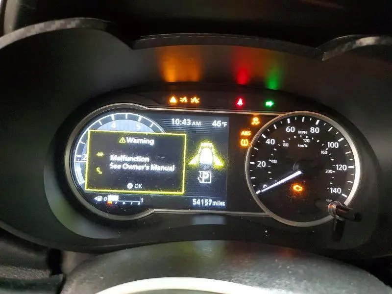 2020 NISSAN VERSA SR  