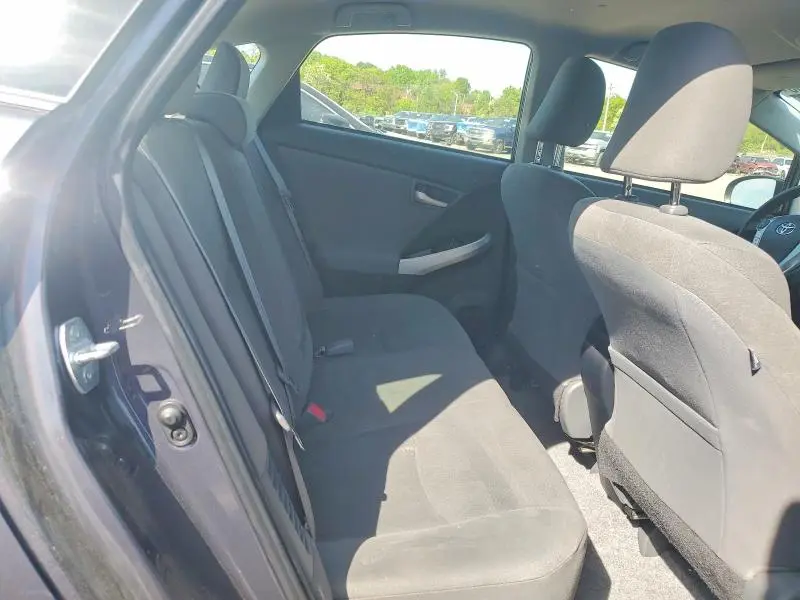 2014 TOYOTA PRIUS THREE  