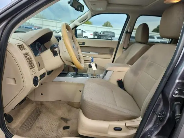 2010 FORD ESCAPE XLT  