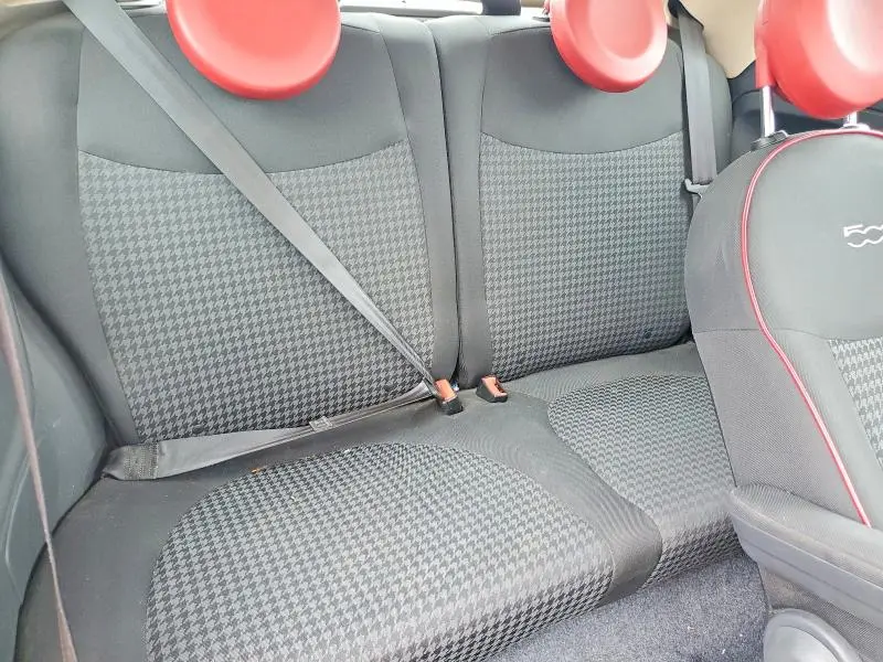 2017 FIAT 500 POP  