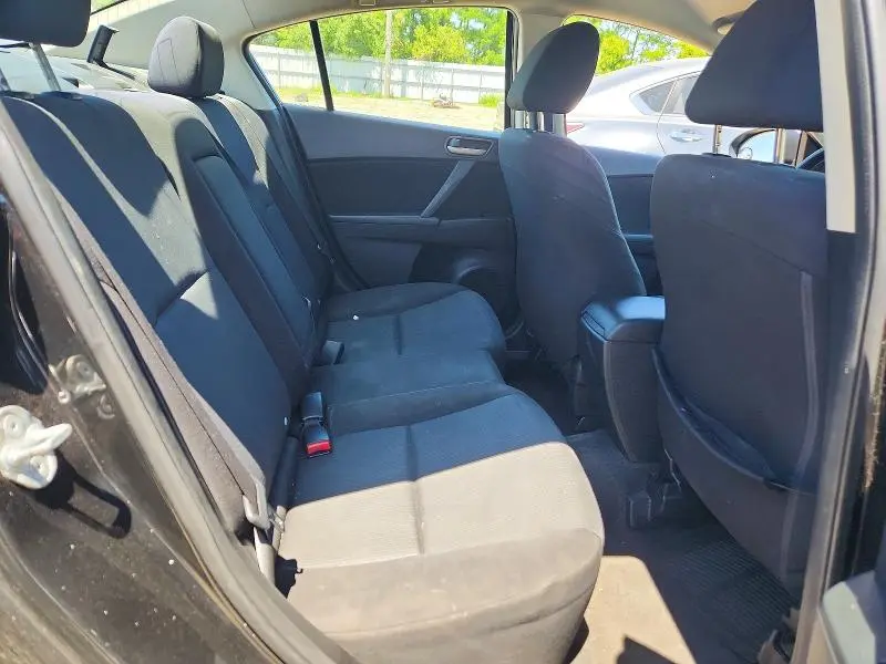 2010 MAZDA 3 I  