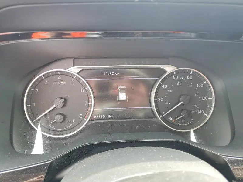 2022 NISSAN PATHFINDER SV  