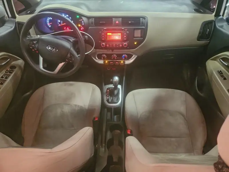2015 KIA RIO LX  