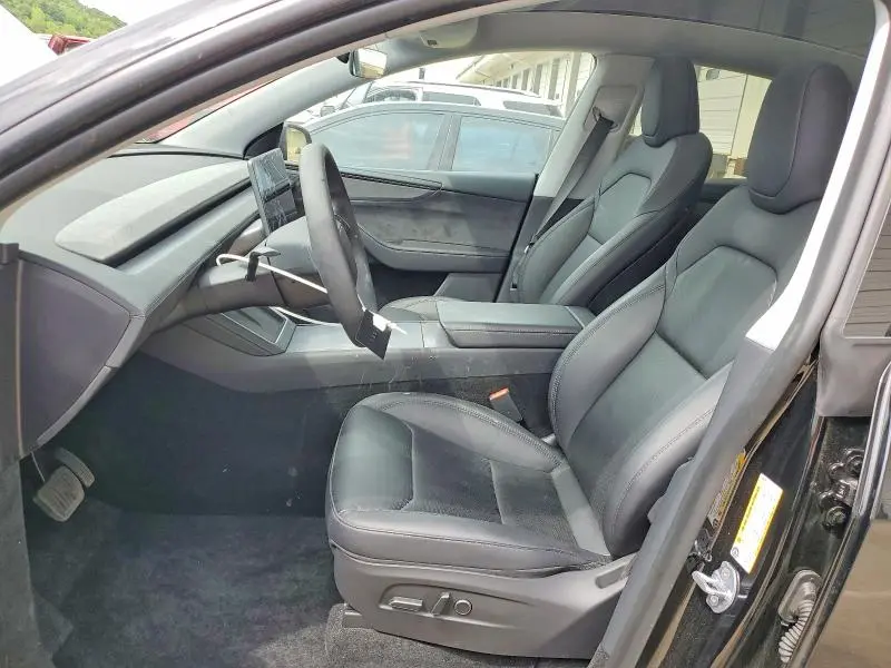2026 TESLA MODEL Y   