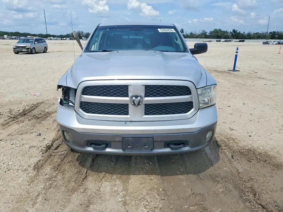 2013 RAM 1500 SLT  