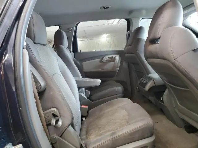 2011 CHEVROLET TRAVERSE LT  