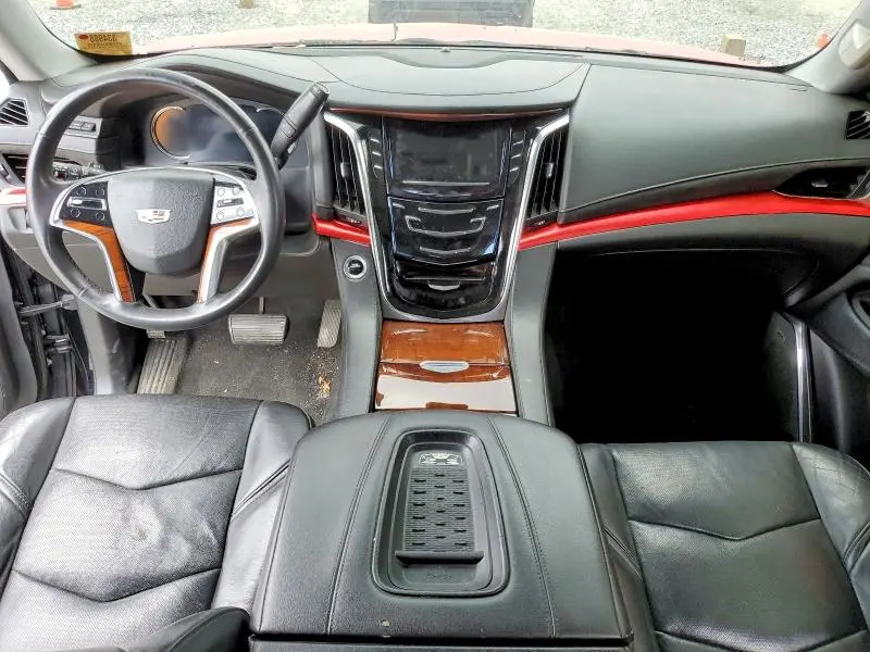 2017 CADILLAC ESCALADE LUXURY  