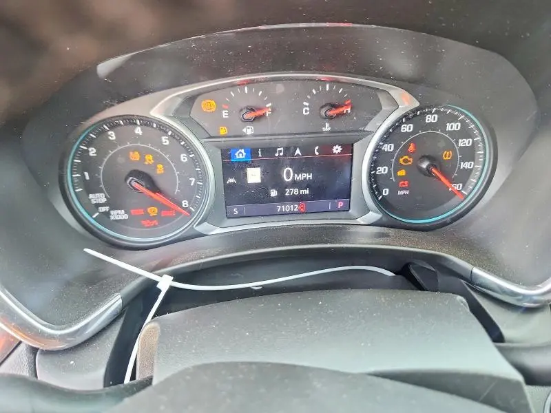 2020 CHEVROLET EQUINOX LT  