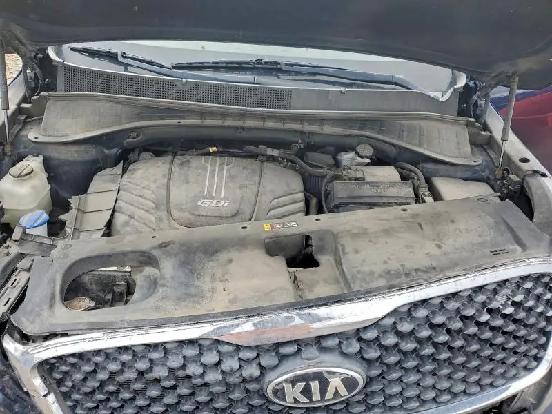 2018 KIA SORENTO LX  