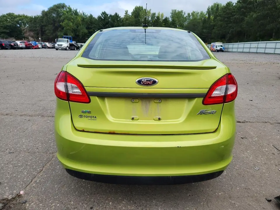 2013 FORD FIESTA SE  