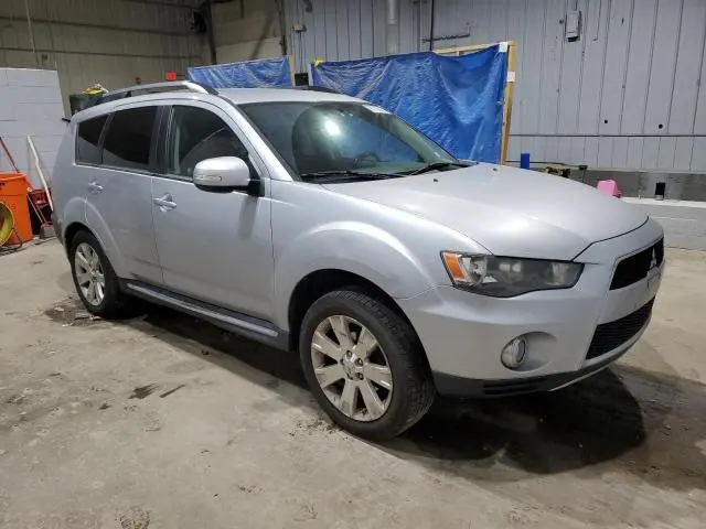 2012 MITSUBISHI OUTLANDER SE  