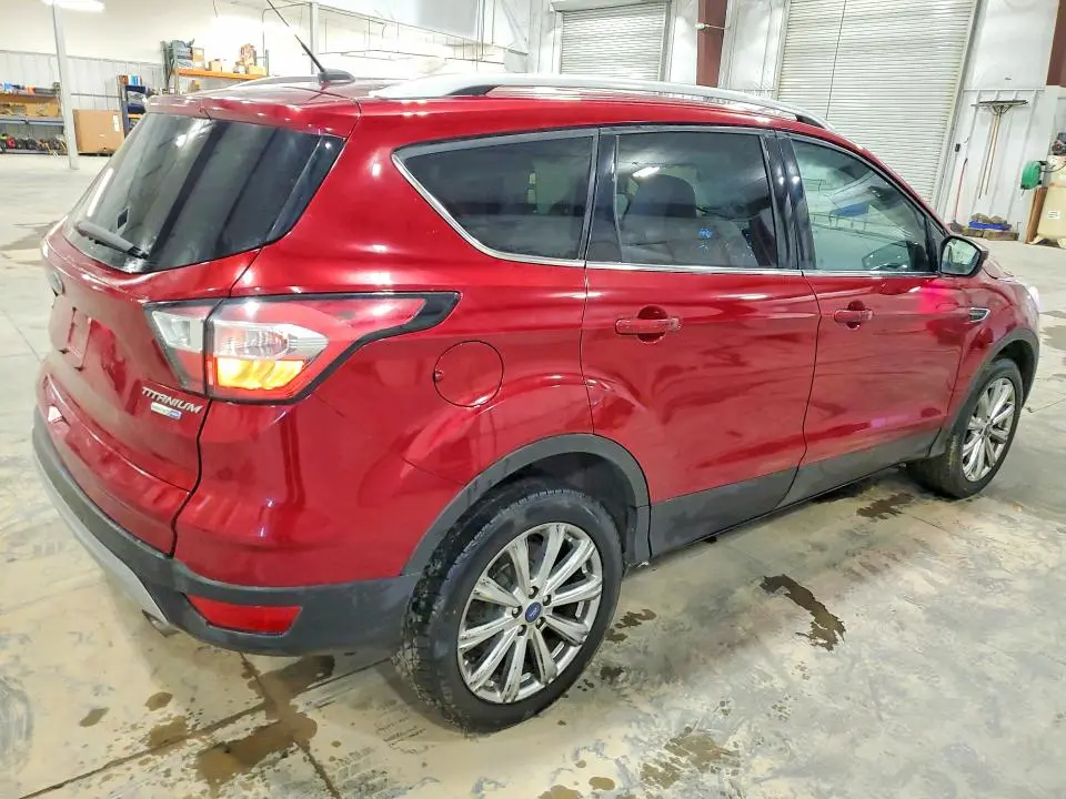 2017 FORD ESCAPE TITANIUM  