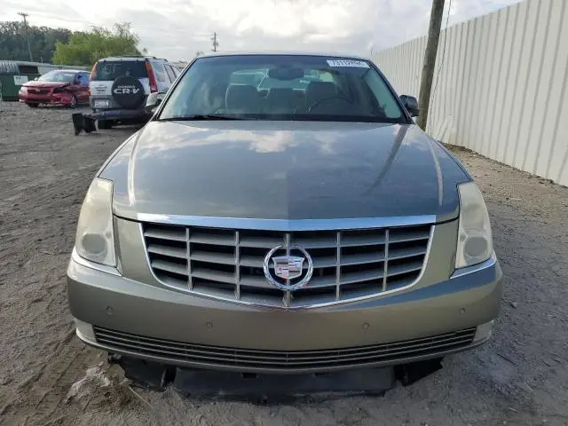 2011 CADILLAC DTS PREMIUM COLLECTION