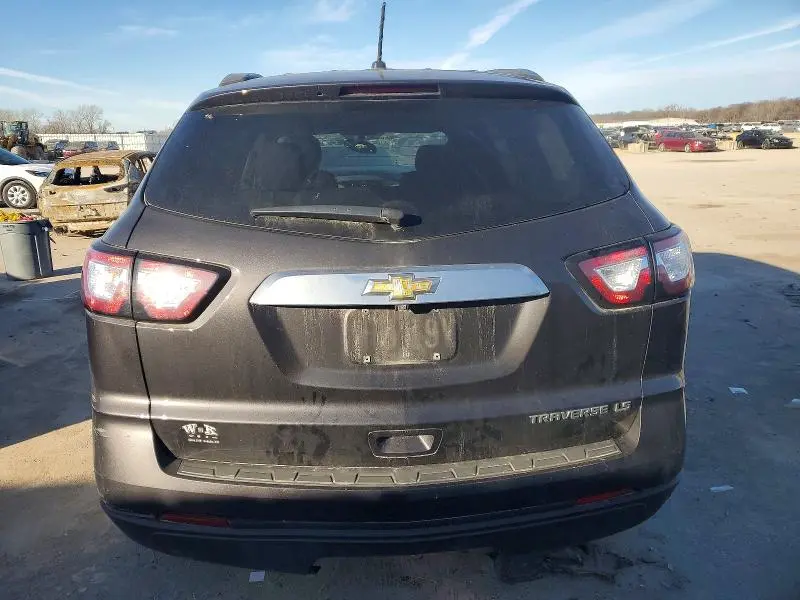 2015 CHEVROLET TRAVERSE LS  