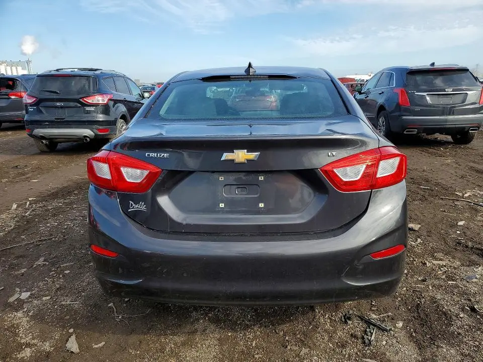 2016 CHEVROLET CRUZE LT  
