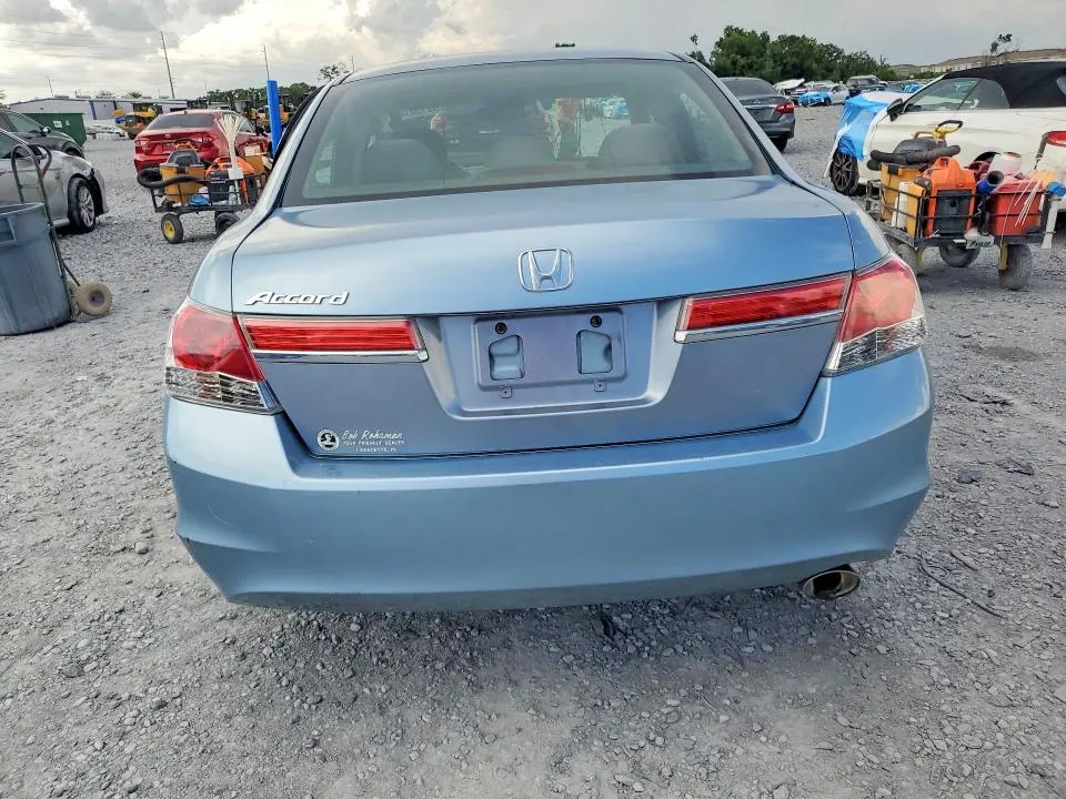 2011 HONDA ACCORD LXP  
