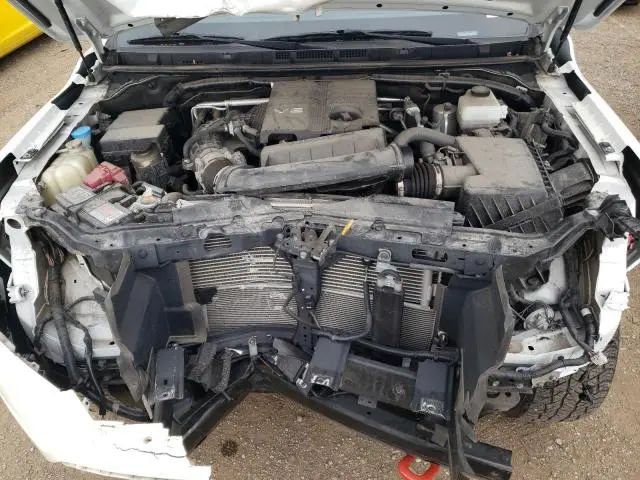 2022 NISSAN FRONTIER S  