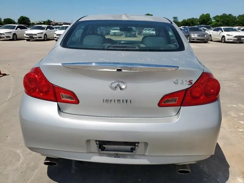 2010 INFINITI G37 BASE  