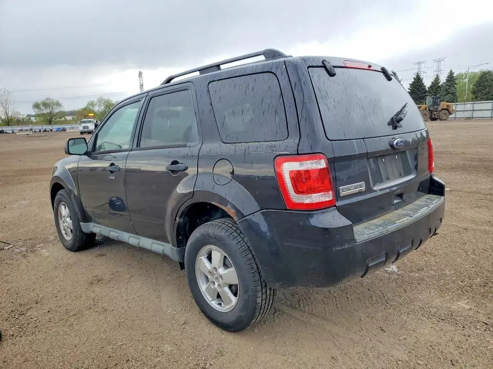 2010 FORD ESCAPE XLT  