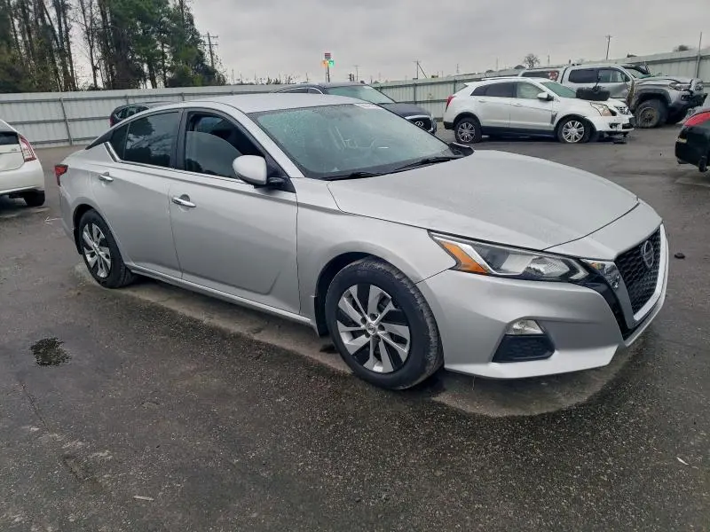 2019 NISSAN ALTIMA S  