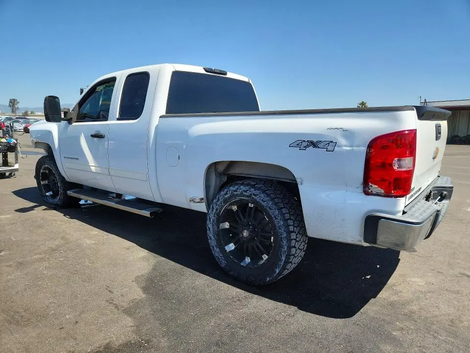 2011 CHEVROLET SILVERADO K1500 LS  