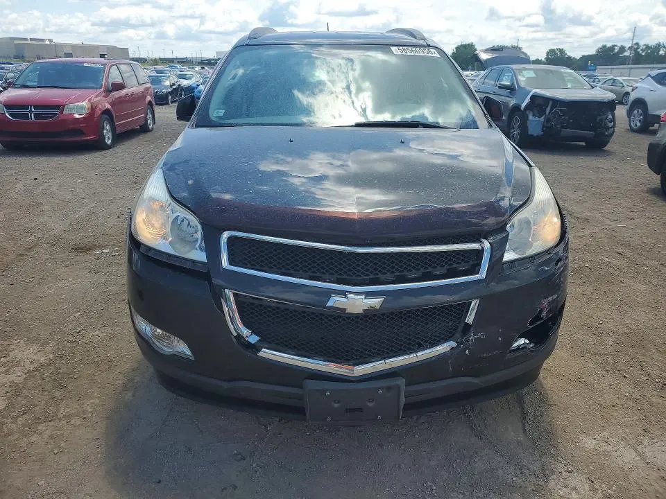 2011 CHEVROLET TRAVERSE LT  