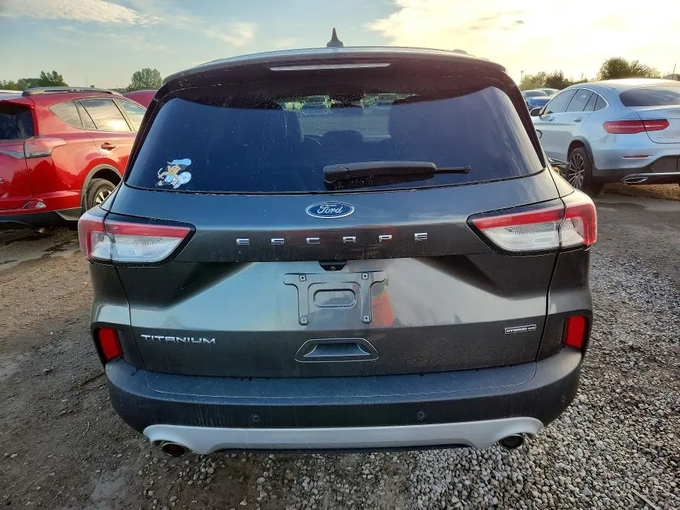 2020 FORD ESCAPE TITANIUM  