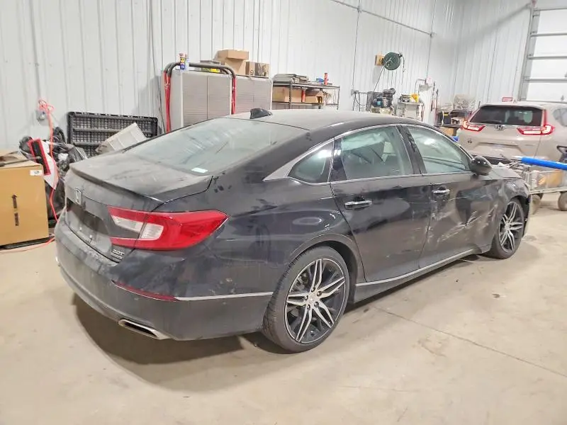 2022 HONDA ACCORD TOURING  