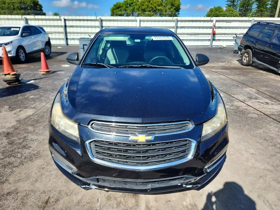 2015 CHEVROLET CRUZE LS  