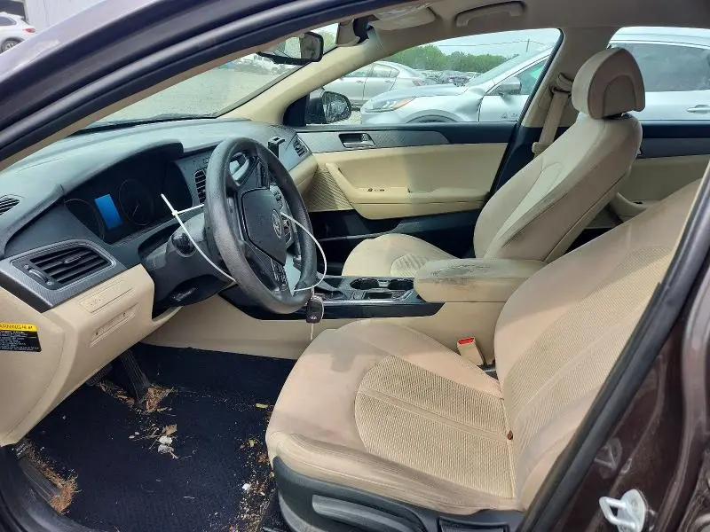 2017 HYUNDAI SONATA SE  