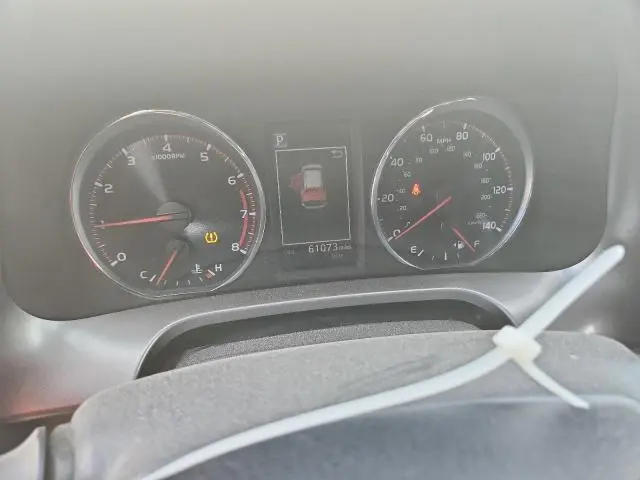 2016 TOYOTA RAV4 SE  