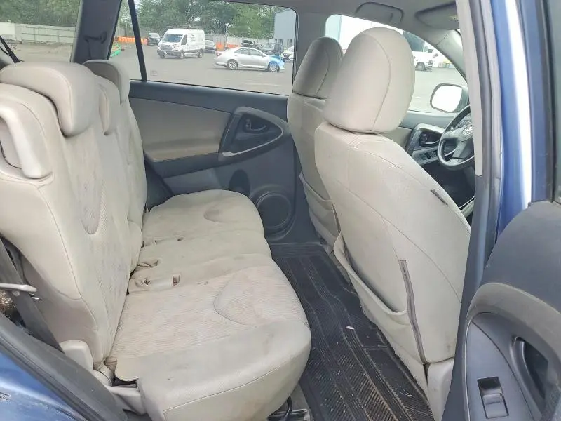 2011 TOYOTA RAV4 BASE  