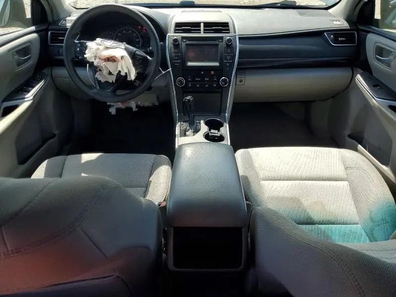 2015 TOYOTA CAMRY DELUXE  