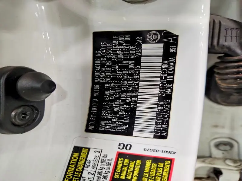 2015 TOYOTA COROLLA L  