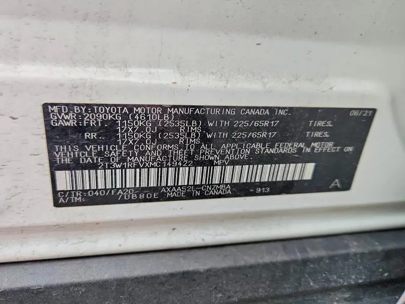 2021 TOYOTA RAV4 XLE  