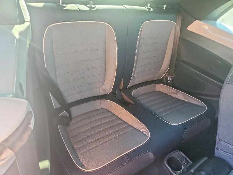 2016 VOLKSWAGEN BEETLE S  