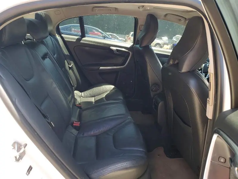 2014 VOLVO S60 T5  