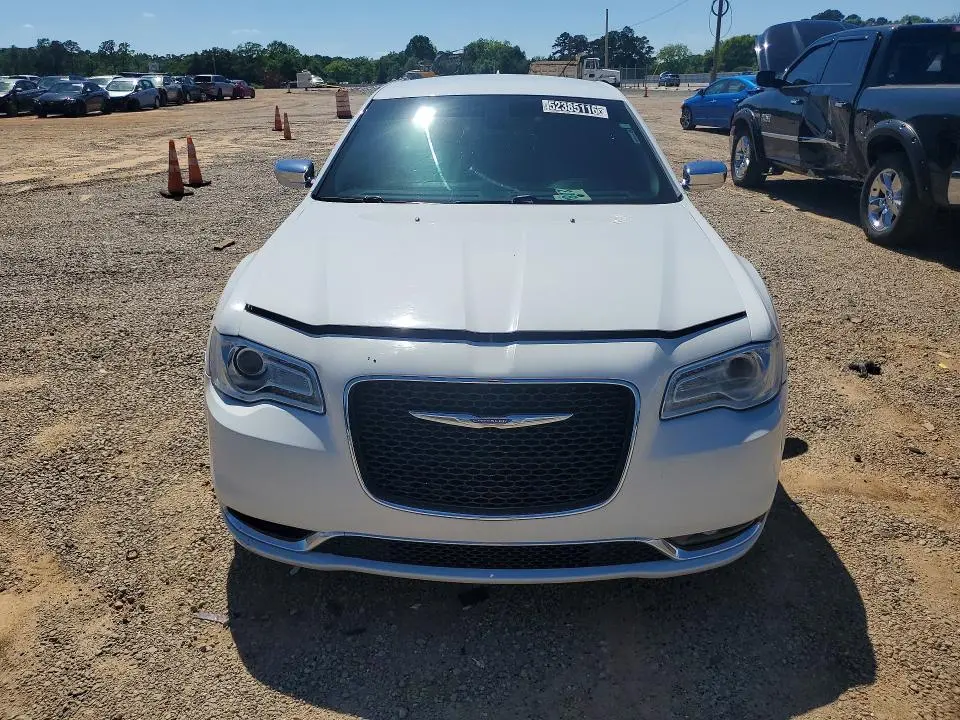 2018 CHRYSLER 300 LIMITED  