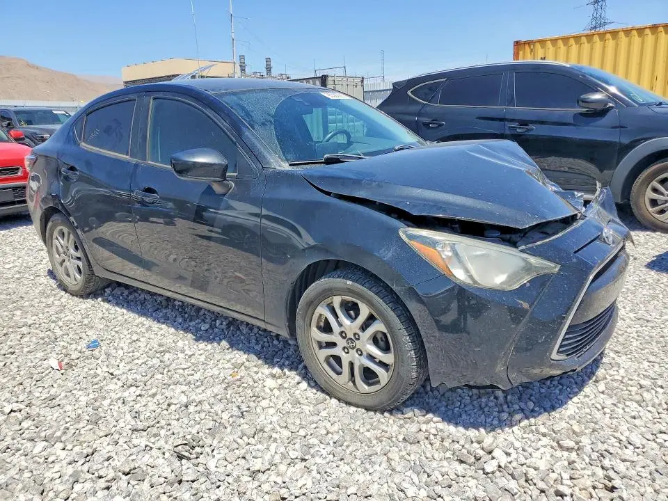 2017 TOYOTA YARIS IA BASE  