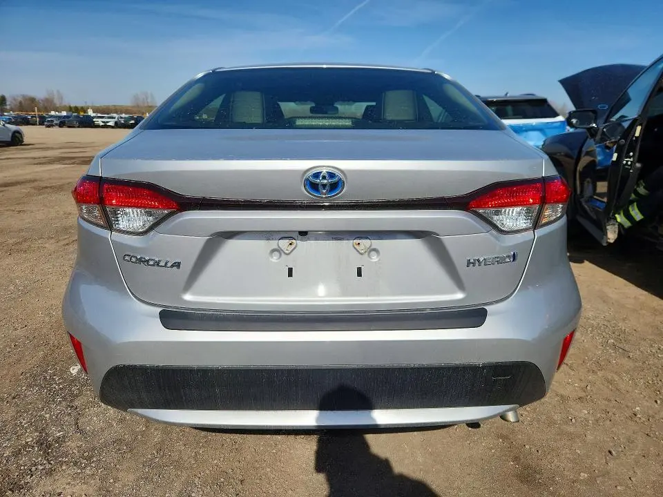 2022 TOYOTA COROLLA   