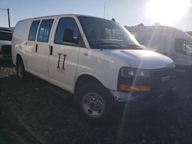 2023 GMC SAVANA G3500  