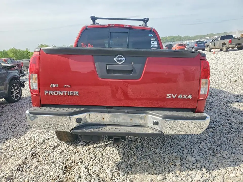 2015 NISSAN FRONTIER SV  