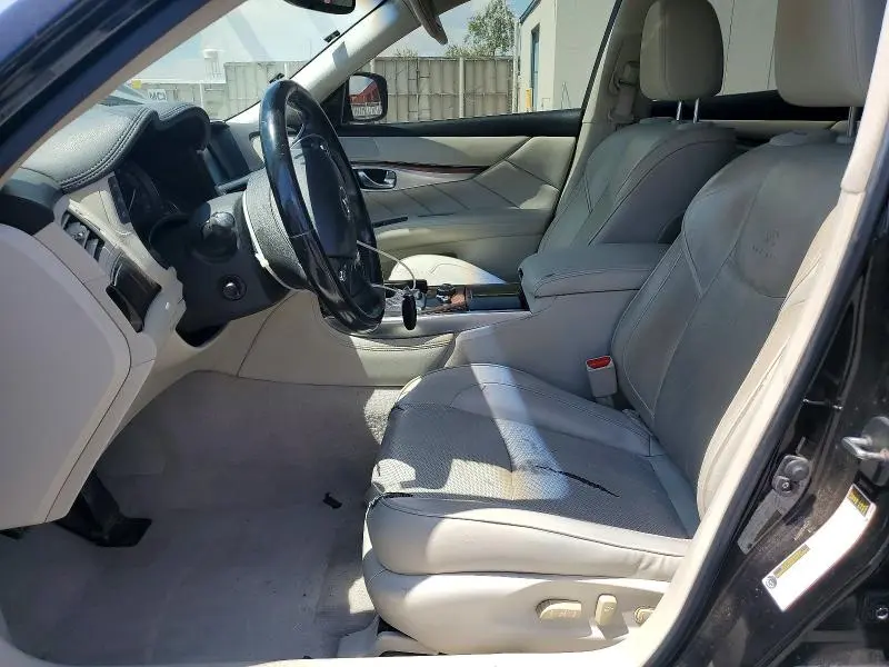 2012 INFINITI M37 X  