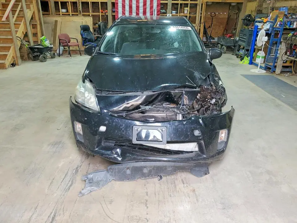2011 TOYOTA PRIUS THREE  