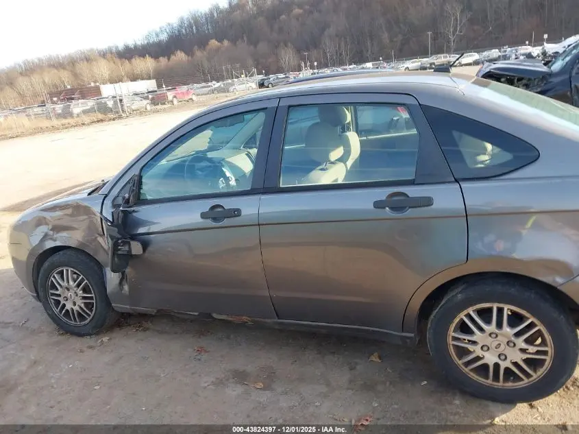 2011 FORD FOCUS SE