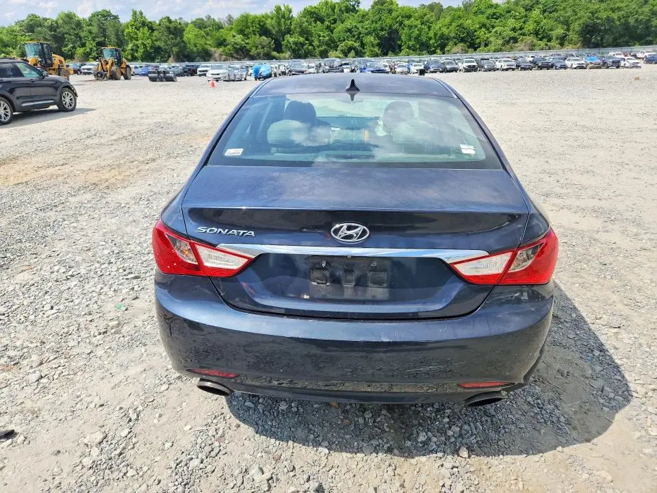 2013 HYUNDAI SONATA SE  