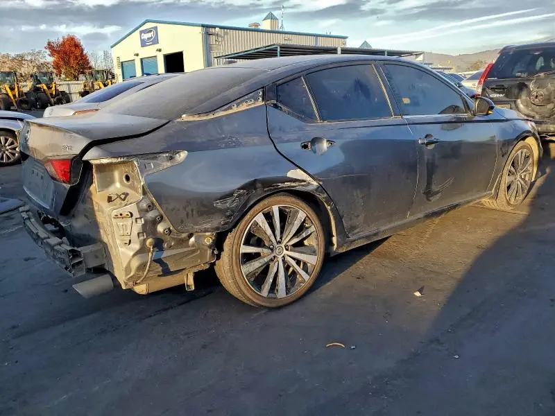 2020 NISSAN ALTIMA SR  