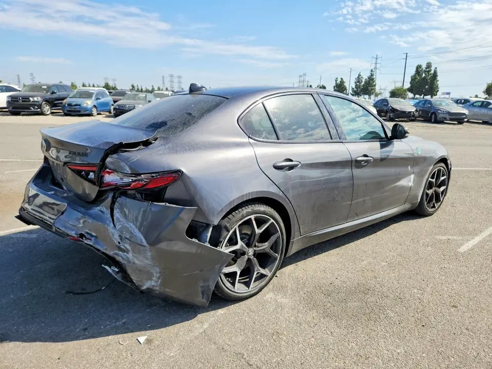 2019 ALFA ROMEO GIULIA   