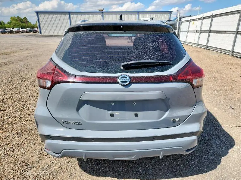 2021 NISSAN KICKS SV